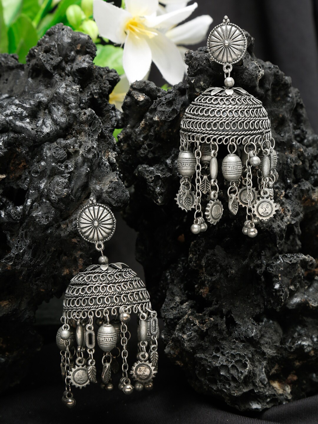 

Sangria Silver-Plated Dome Shaped Jhumkas Earrings