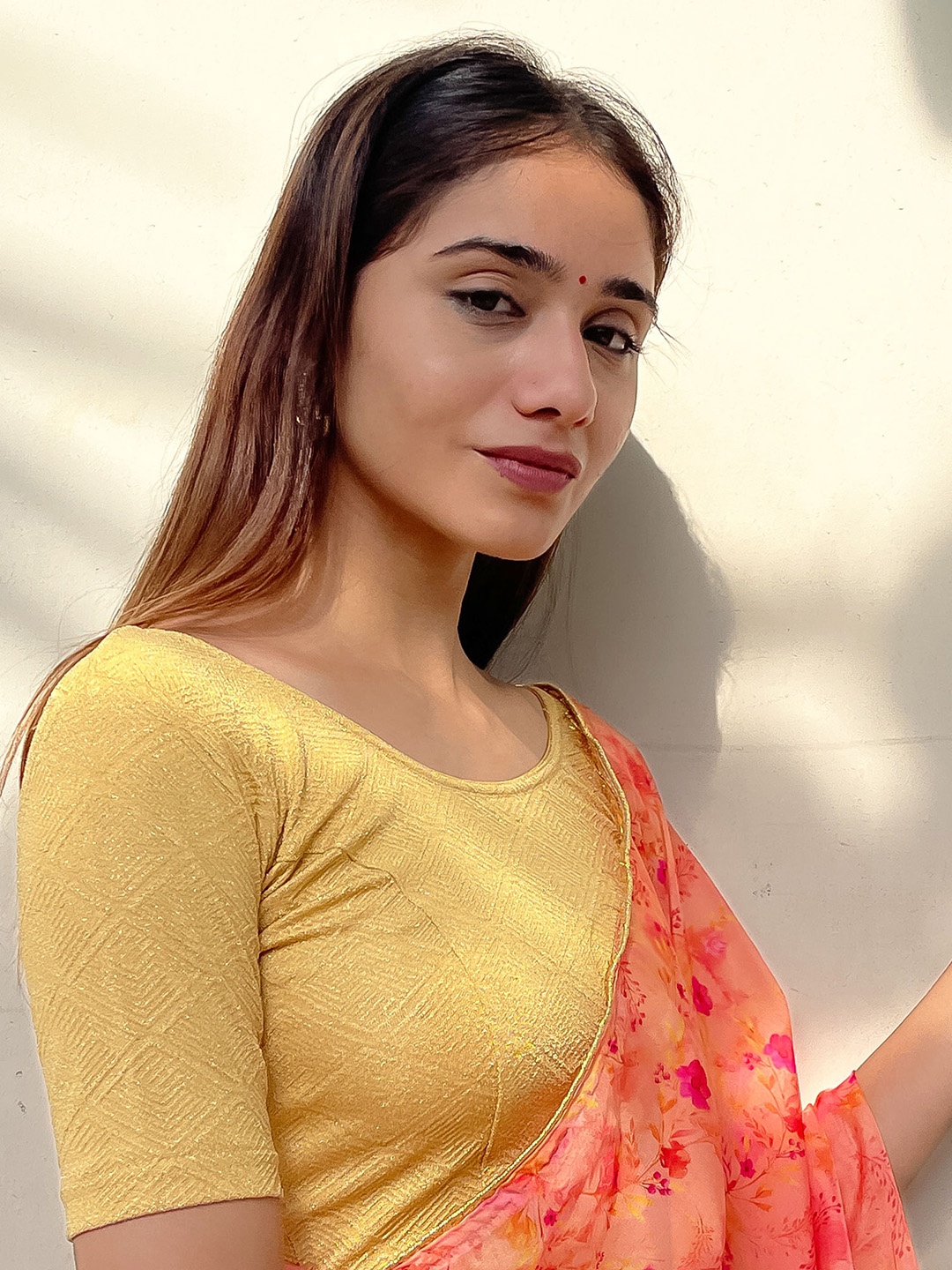 

Bindigasm's Advi Jacquard Zari Saree Blouse, Beige
