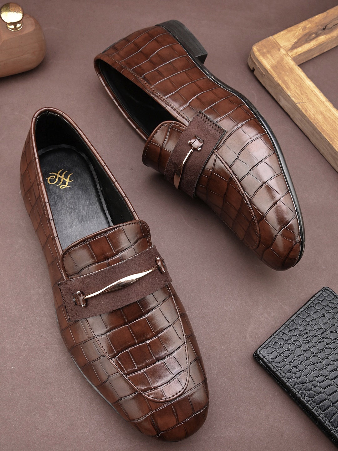 

House of Pataudi Men Textured Formal Loafers, Brown