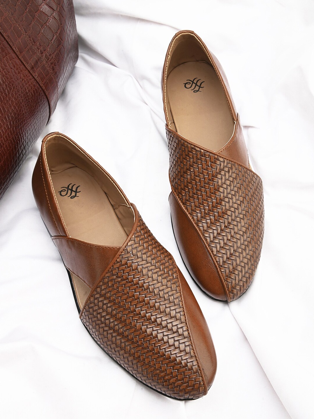 

House of Pataudi Men Textured Shoe-Style Sandals, Tan