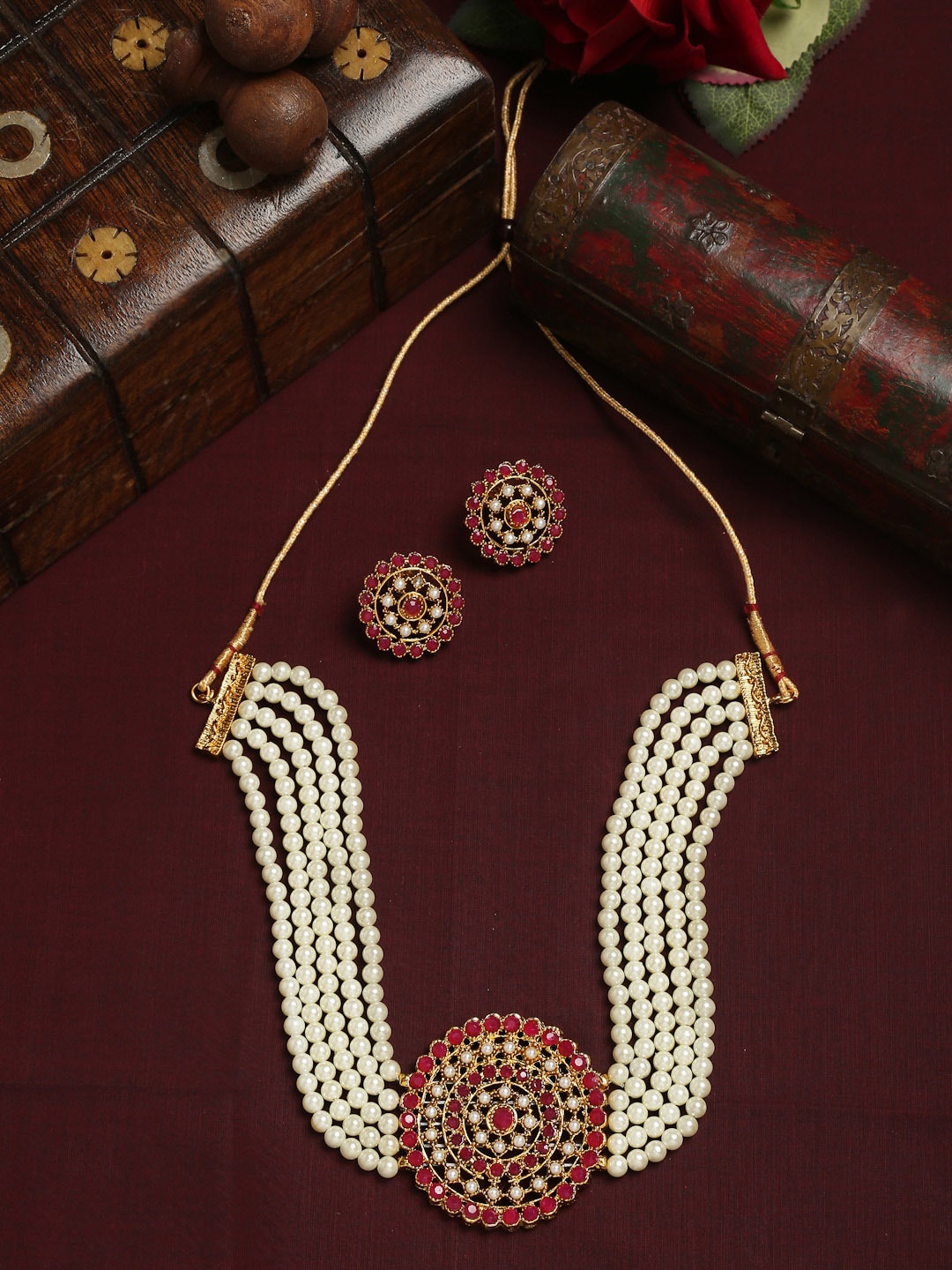 

Sangria Gold-Toned & Red Gold-Plated Stone-Studded & Beaded Jewellery Set