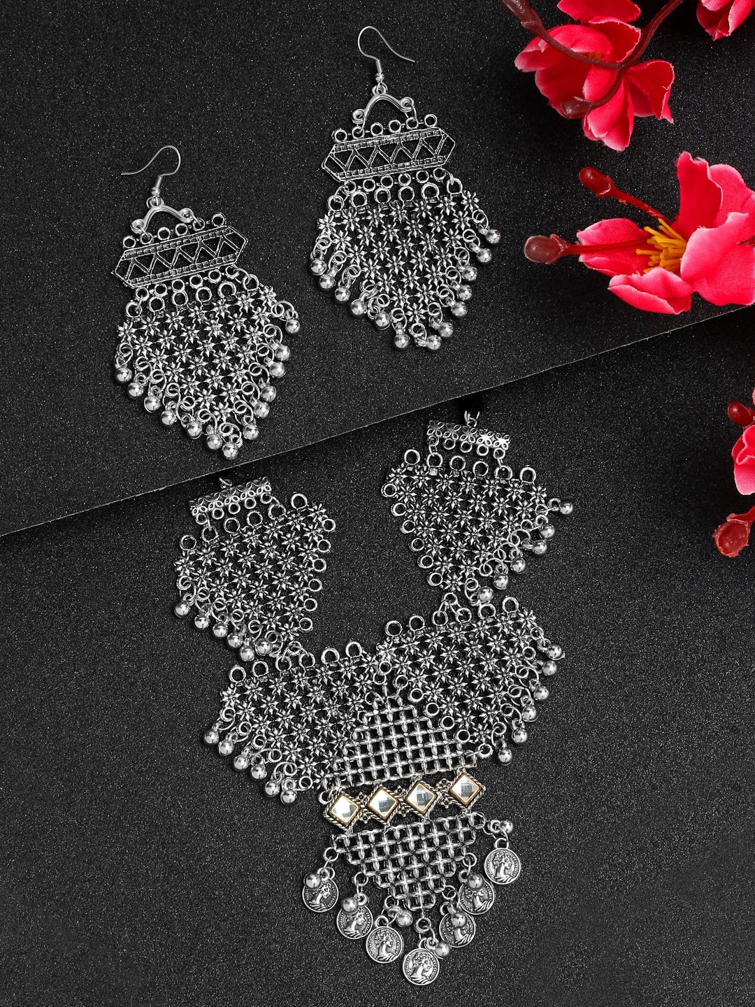 

Sangria Silver-Toned Silver-Plated Oxidised Jewellery Set