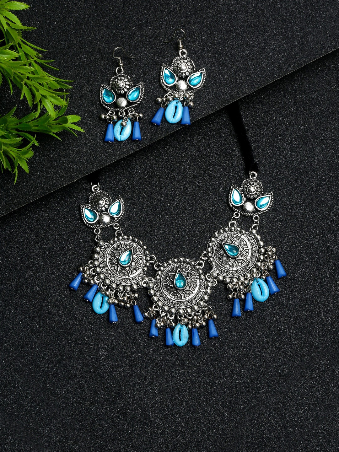 

Sangria Silver-Toned & Blue Silver-Plated Stone-Studded Jewellery Set