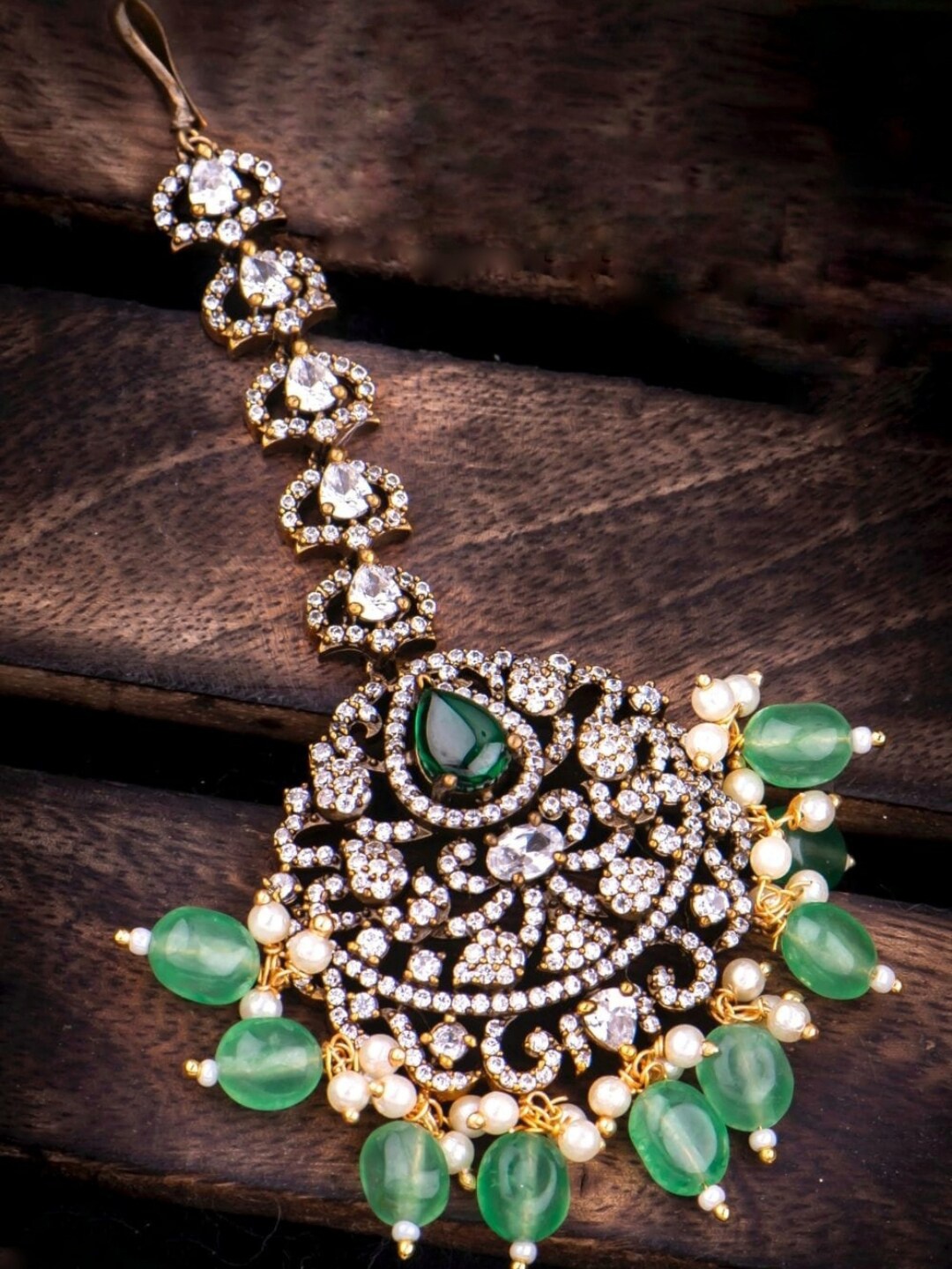 

Pihtara Jewels Gold-Plated Stone-Studded & Beaded MaangTika