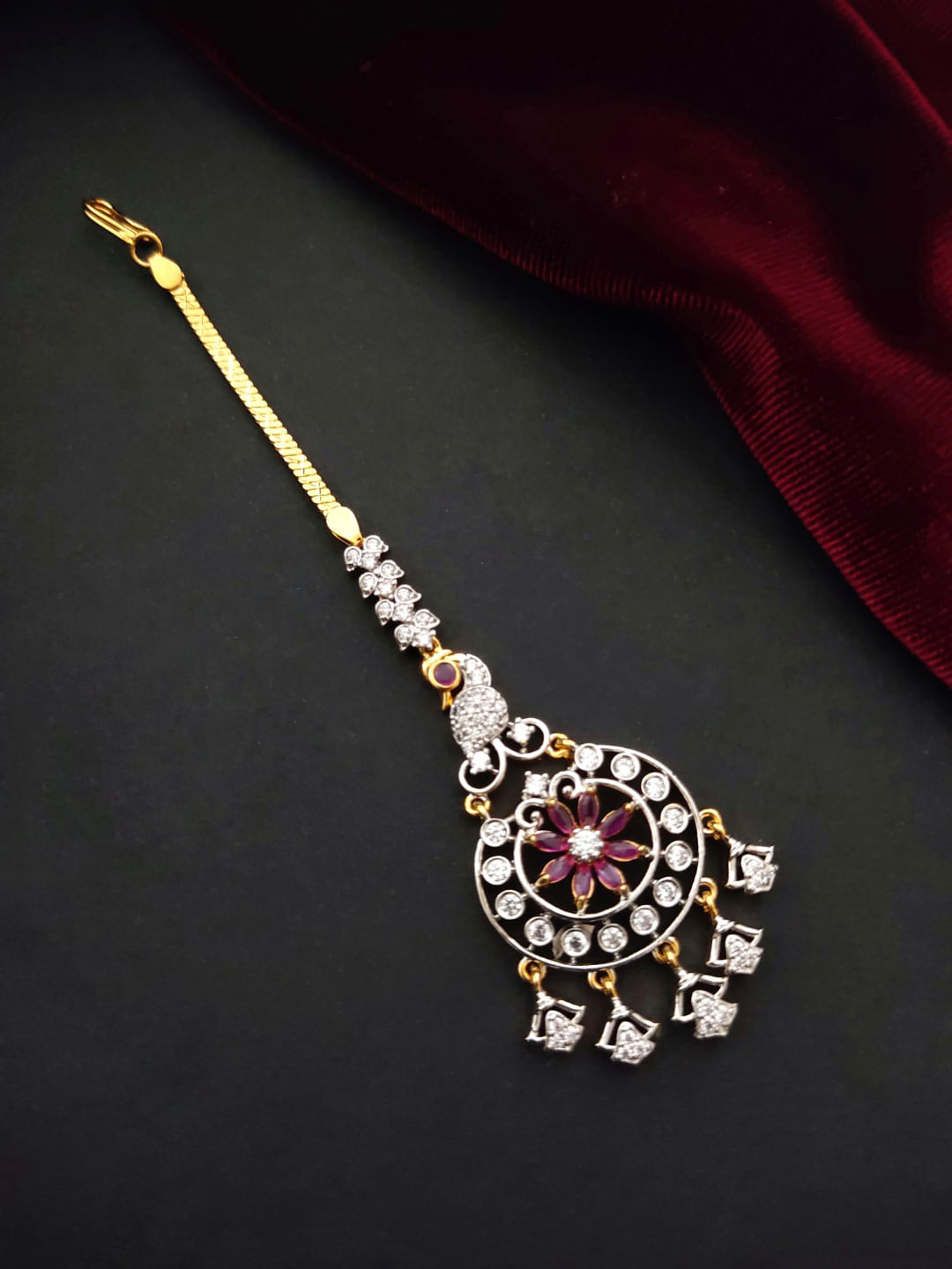

Pihtara Jewels Gold-Plated AD Stone-Studded Maang Tikka
