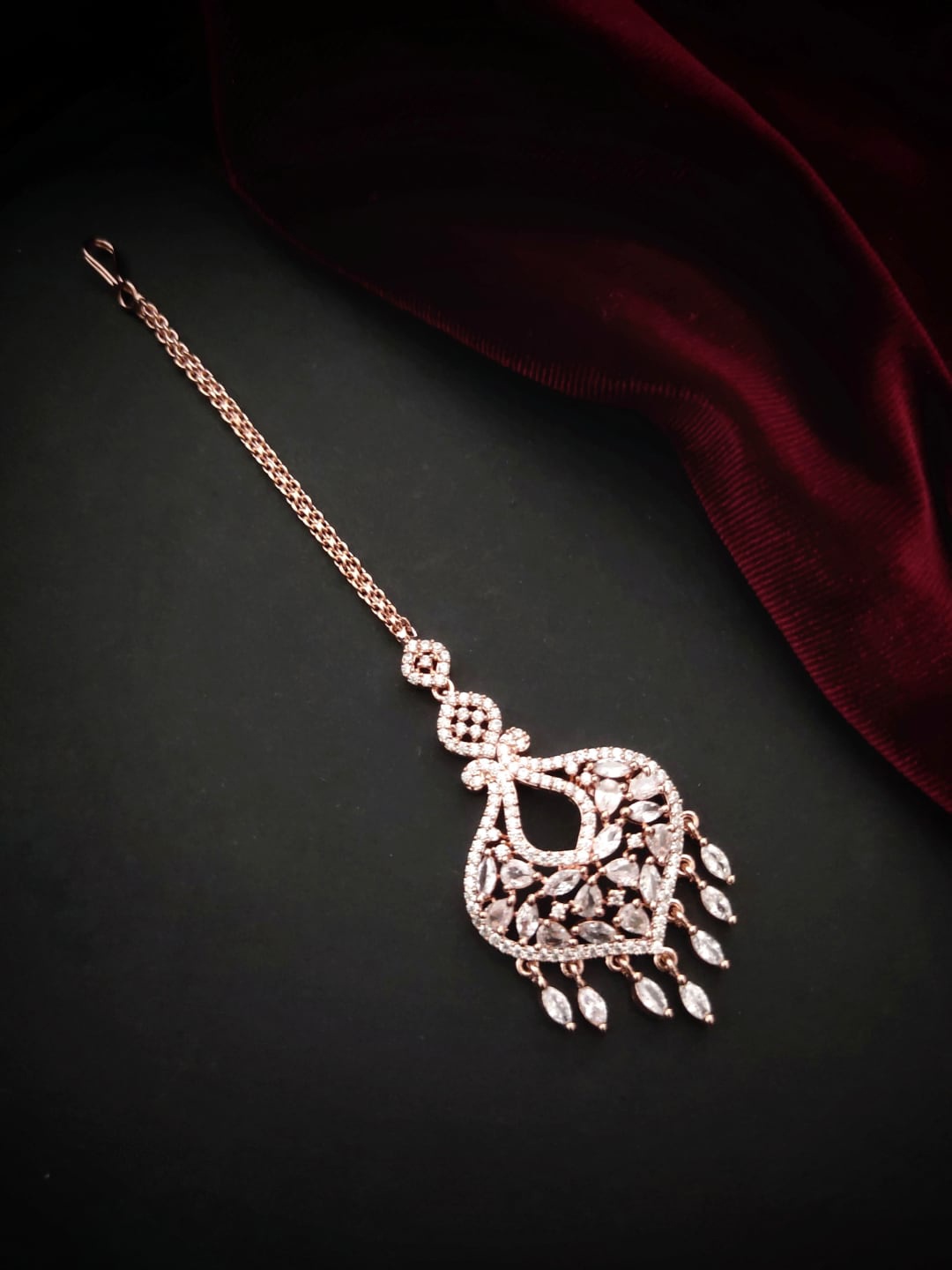 

Pihtara Jewels Rose Gold-Plated AD Studded Maang Tikka