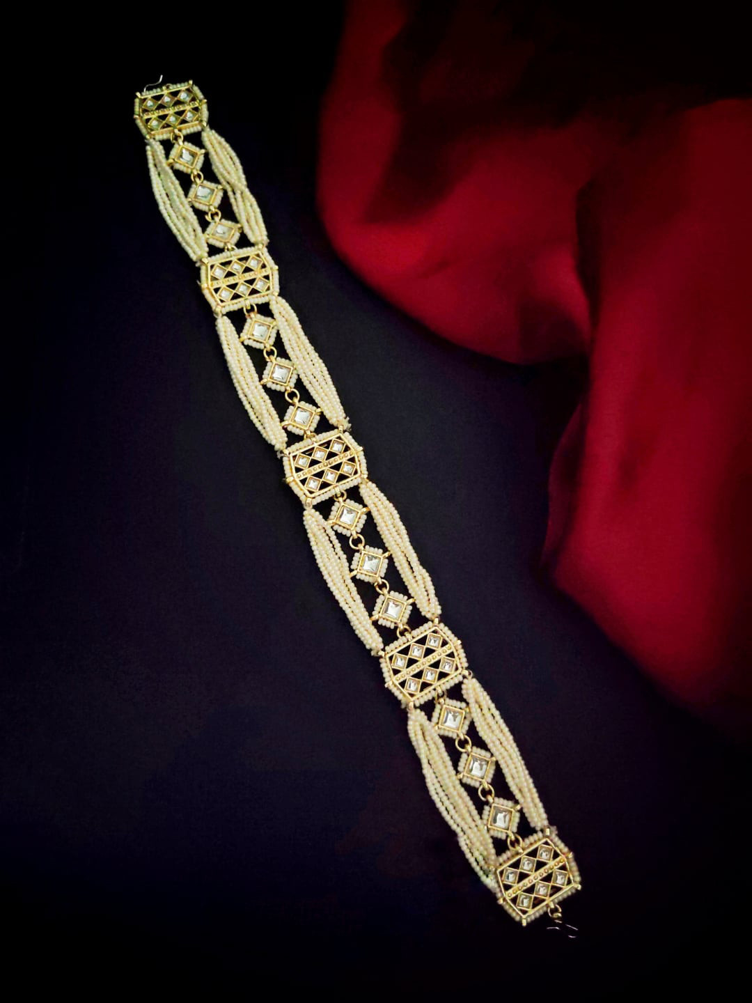 

Pihtara Jewels Gold-Plated Kundan-Studded & Pearl Beaded Sheeshphool Matha Patti