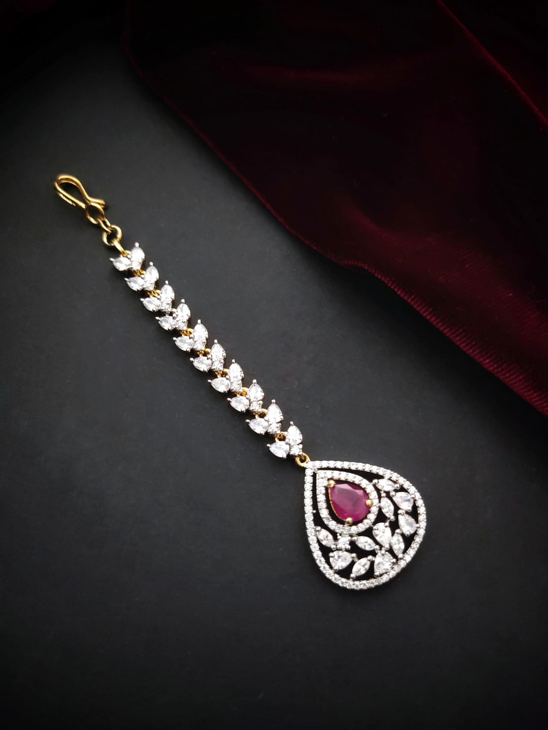

Pihtara Jewels Gold-Plated AD Stone-Studded Maang Tikka, White