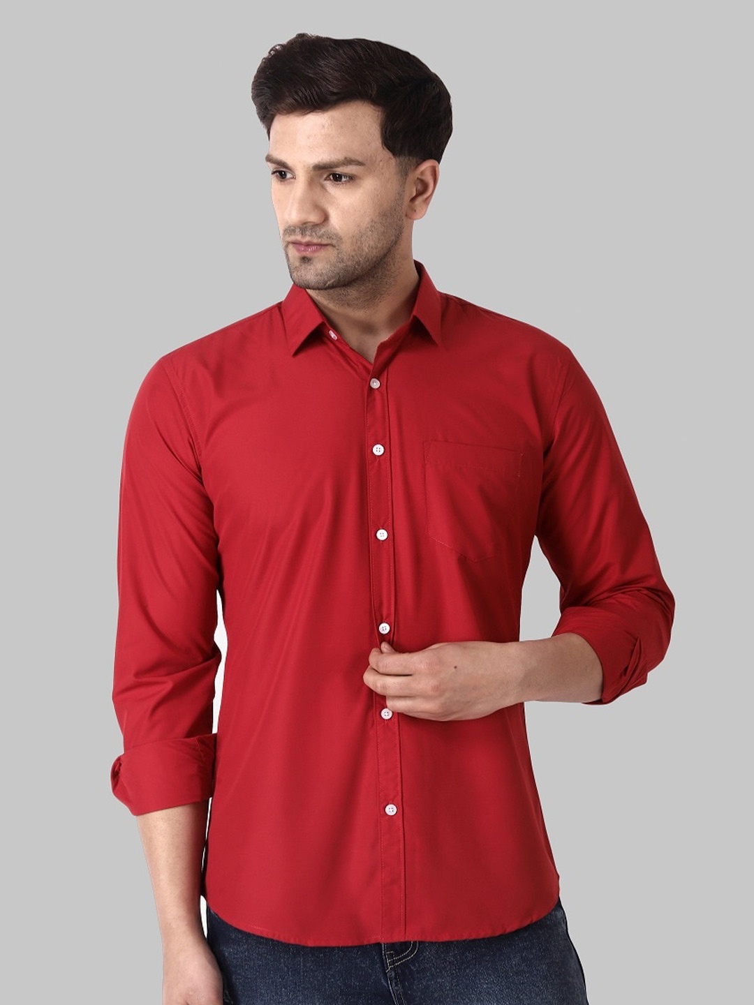 

Voroxy Men Regular fit Casual Shirt, Red