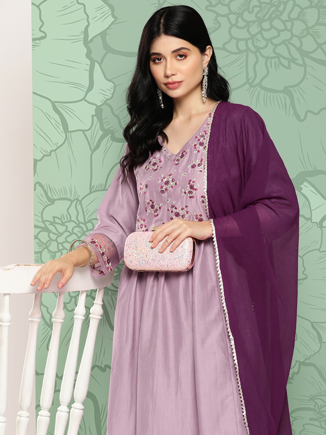 

Varanga Women Floral Embroidered Pleated Sequinned Kurta with Trousers & With Dupatta, Mauve