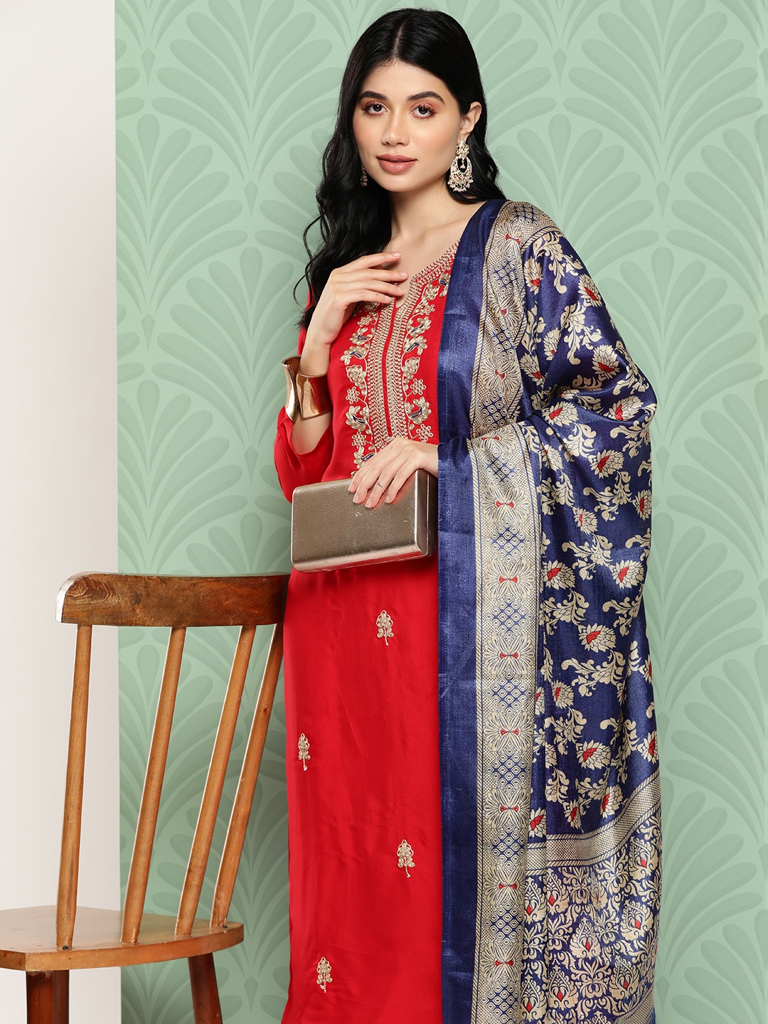 

Varanga Women Floral Yoke Design Regular Kurta with Trousers & With Dupatta, Red