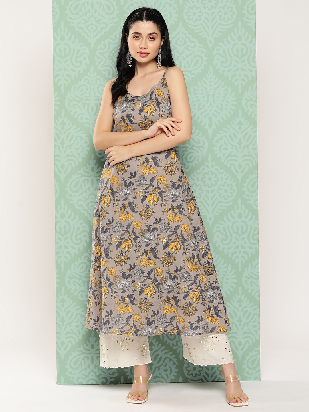 

Varanga Women Floral Printed A-Line Kurta, Grey