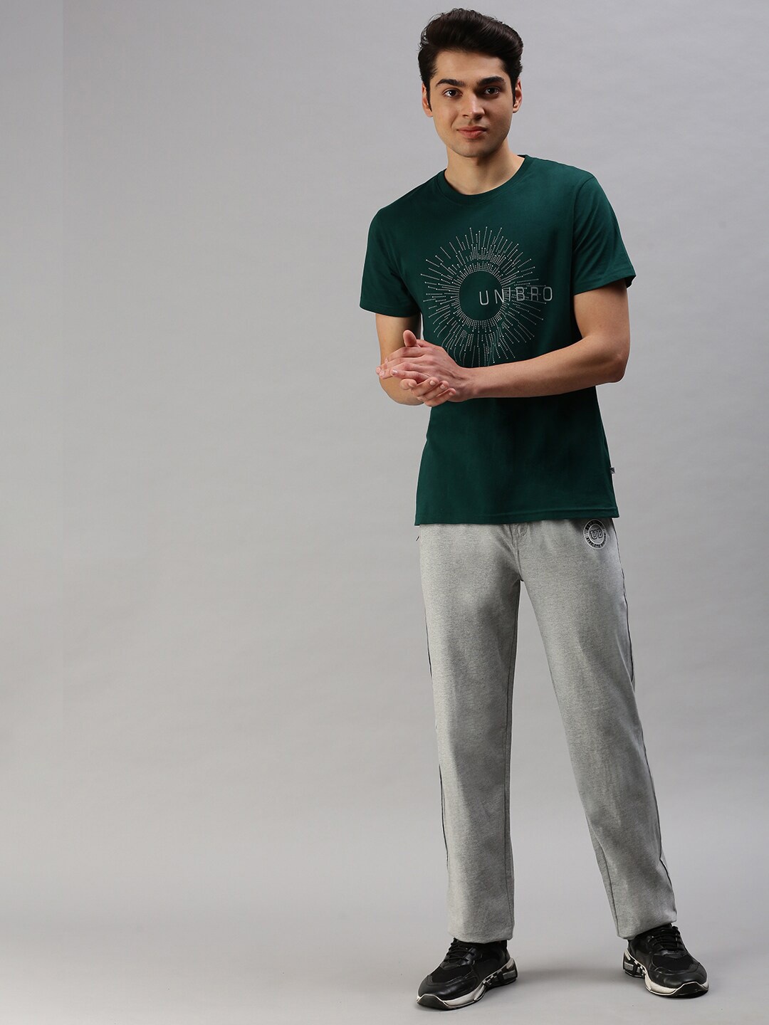 

Unibro Typography Printed Pure Cotton T-shirt with Shorts, Green