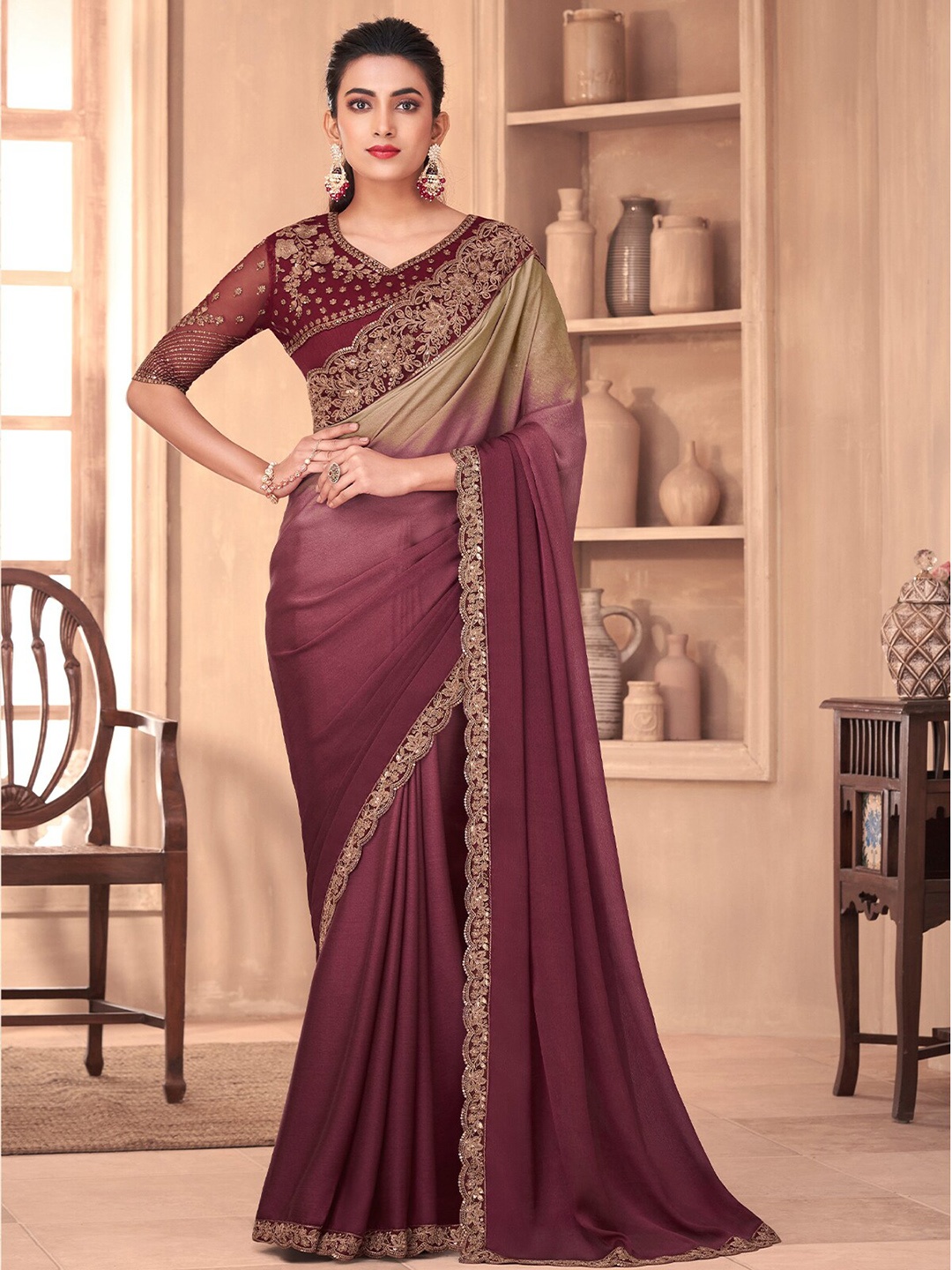 

ODETTE Embellished Bordered Saree, Maroon