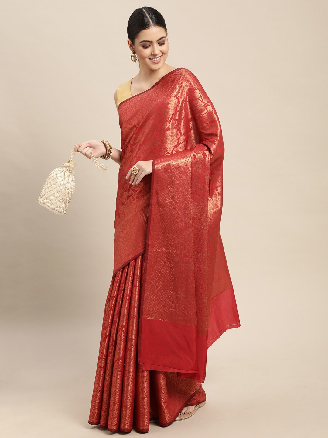 

HOUSE OF BEGUM Floral Woven Design Zari Kanjeevaram Saree, Red