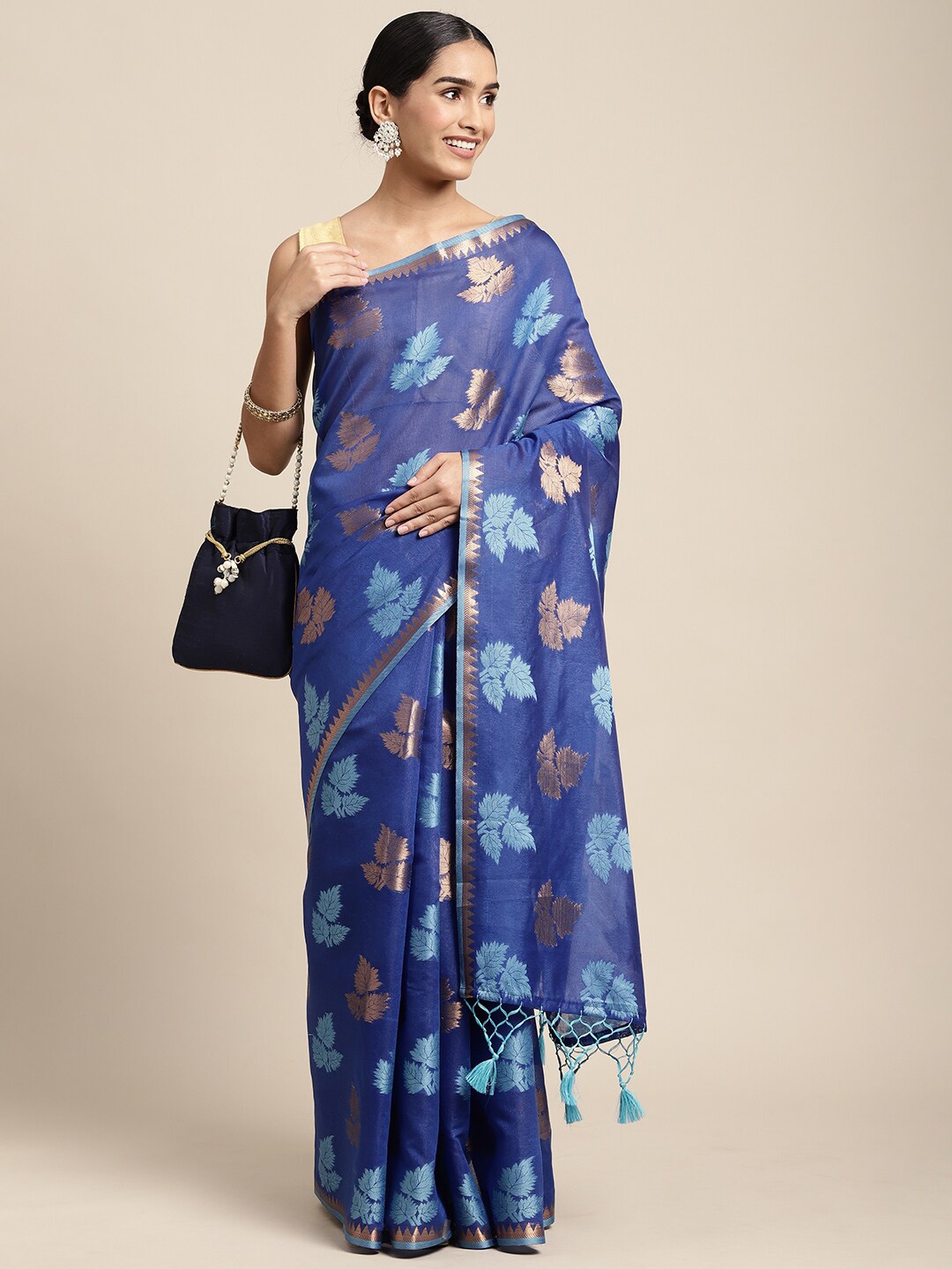 

HOUSE OF BEGUM Floral Zari Silk Blend Chanderi Saree With Blouse Piece, Blue