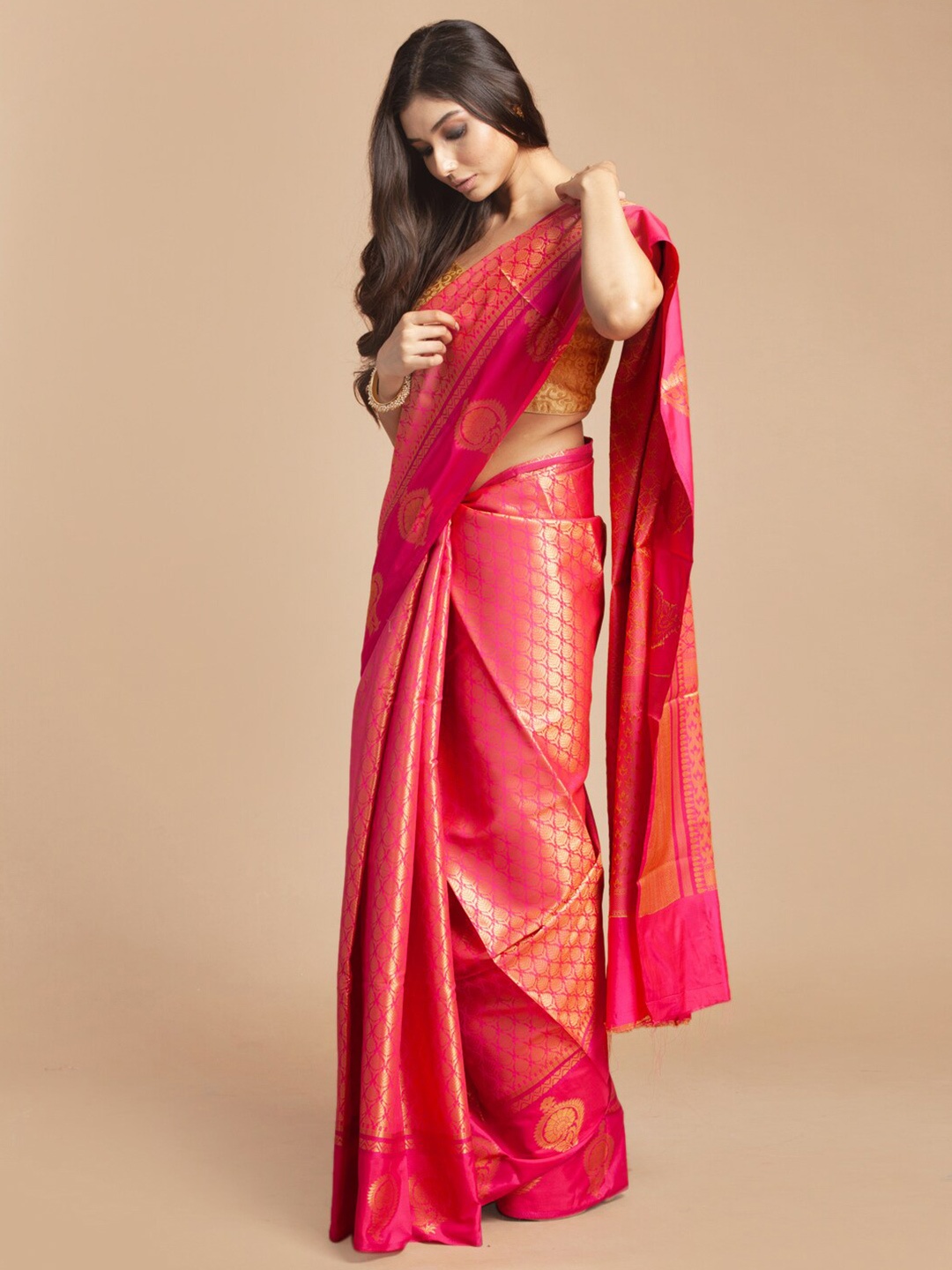 

HOUSE OF BEGUM Woven Design Zari Kanjeevaram Saree, Pink