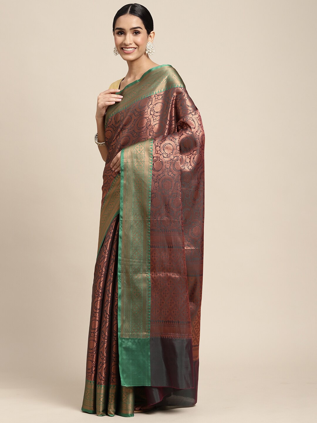 

HOUSE OF BEGUM Floral Woven Design Zari Kanjeevaram Saree, Brown