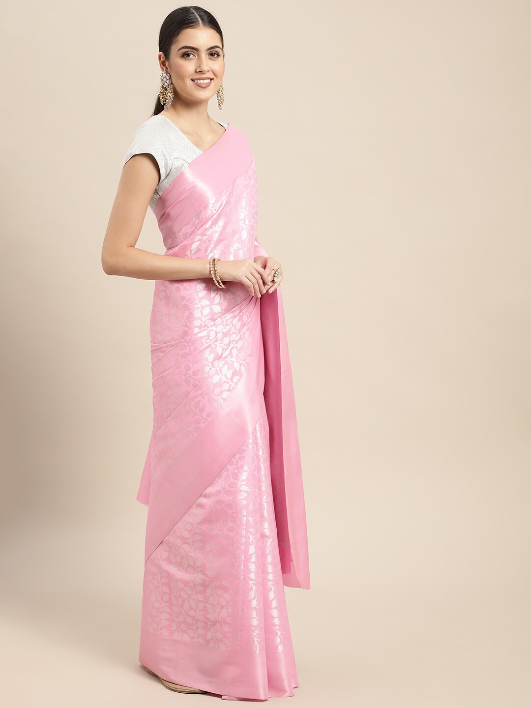 

HOUSE OF BEGUM Floral Woven Design Zari Banarasi Saree, Pink