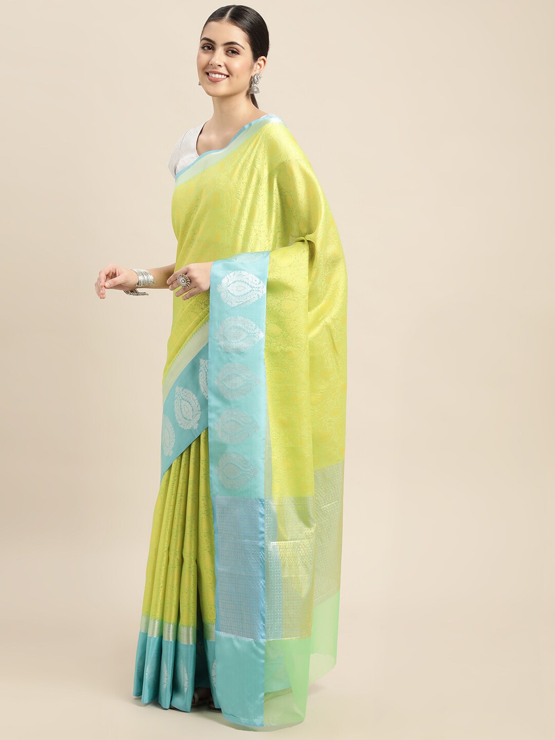 

HOUSE OF BEGUM Floral Woven Design Zari Banarasi Saree, Yellow