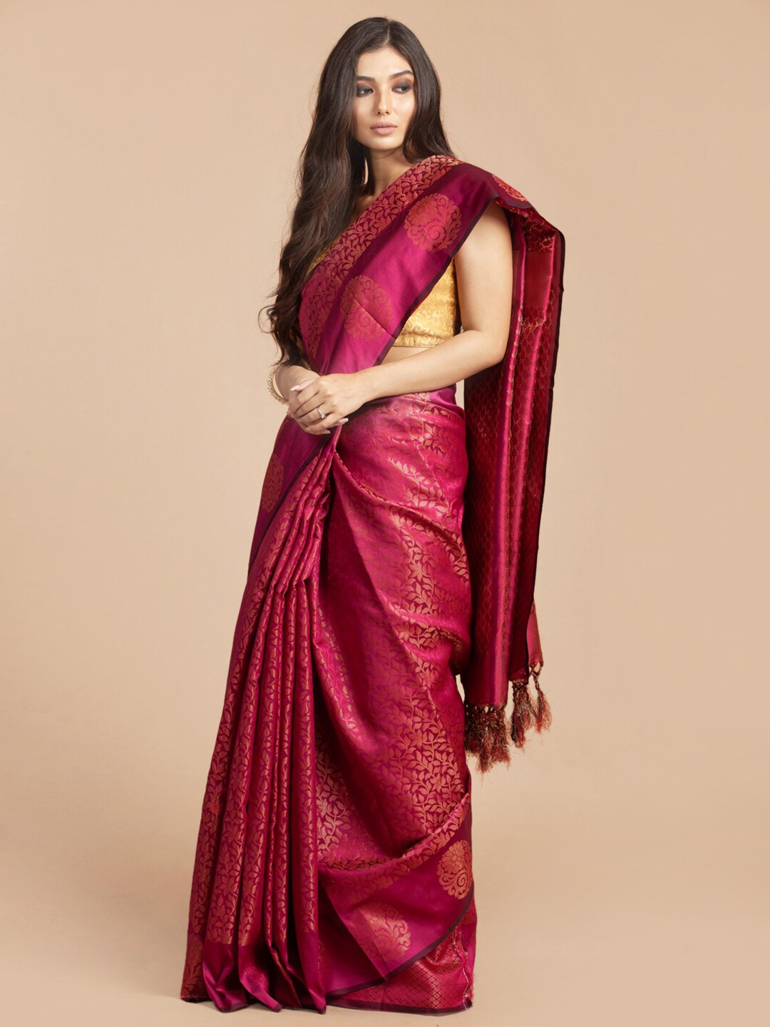 

HOUSE OF BEGUM Floral Woven Design Zari Banarasi Saree, Pink