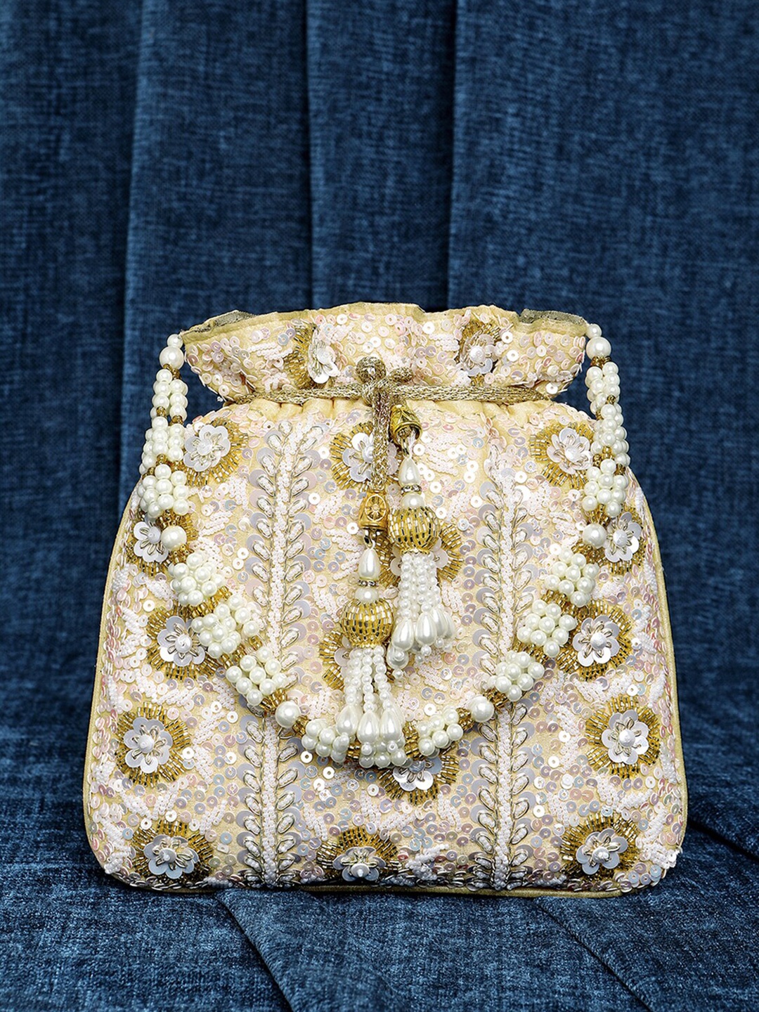 

Peora Embellished Potli Clutch With Wrist Loop, Cream
