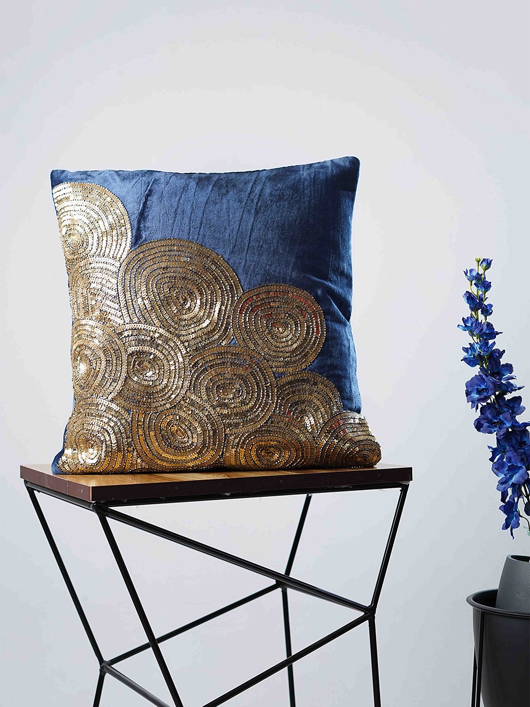 

Folkstorys Luxury Helical Blue & Gold-Toned Embroidered Velvet Square Cushion Cover