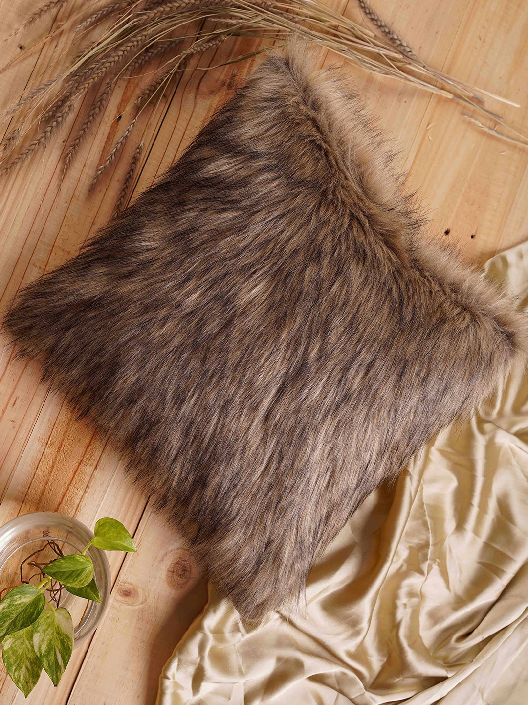 

Folkstorys Brown Faux Fur Square Cushion Cover