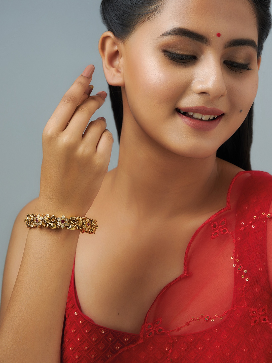 

Kushal's Fashion Jewellery Gold-Plated Stone-Studded Silver Bangle