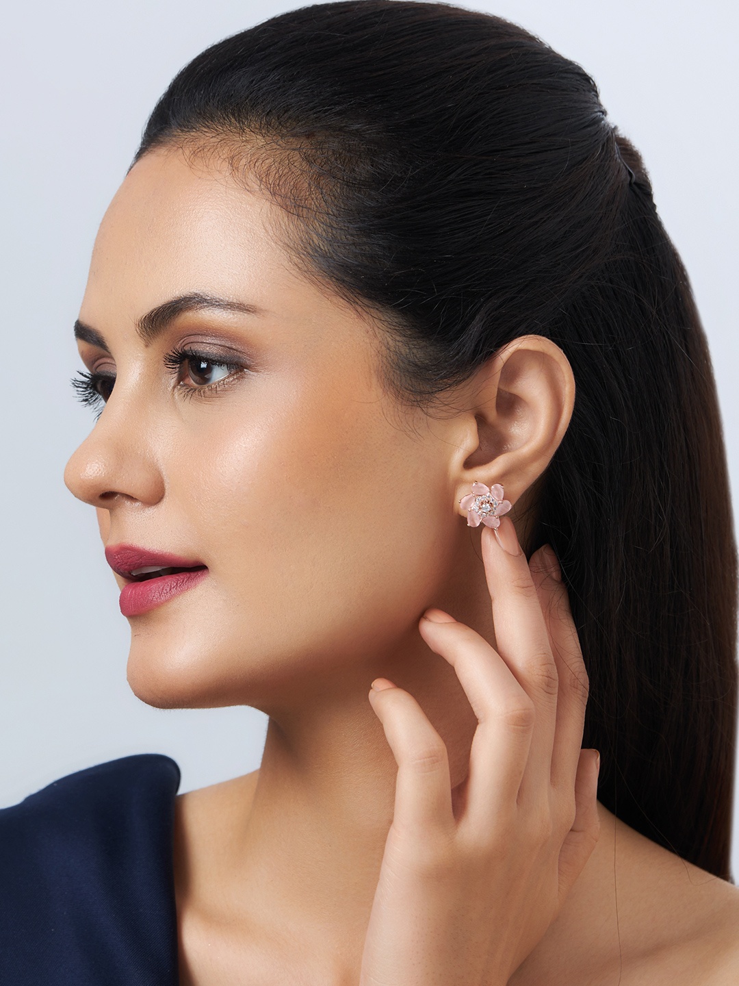 

Kushal's Fashion Jewellery Rose-Gold Plated Floral Studs Earrings