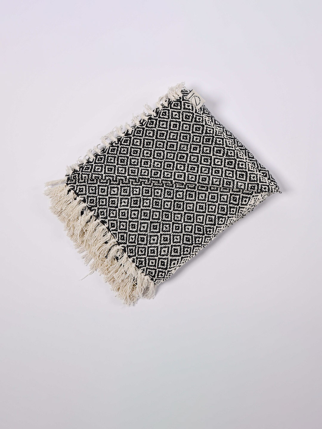 

THE SEWING CREST Handwoven Decorative Throws, Black