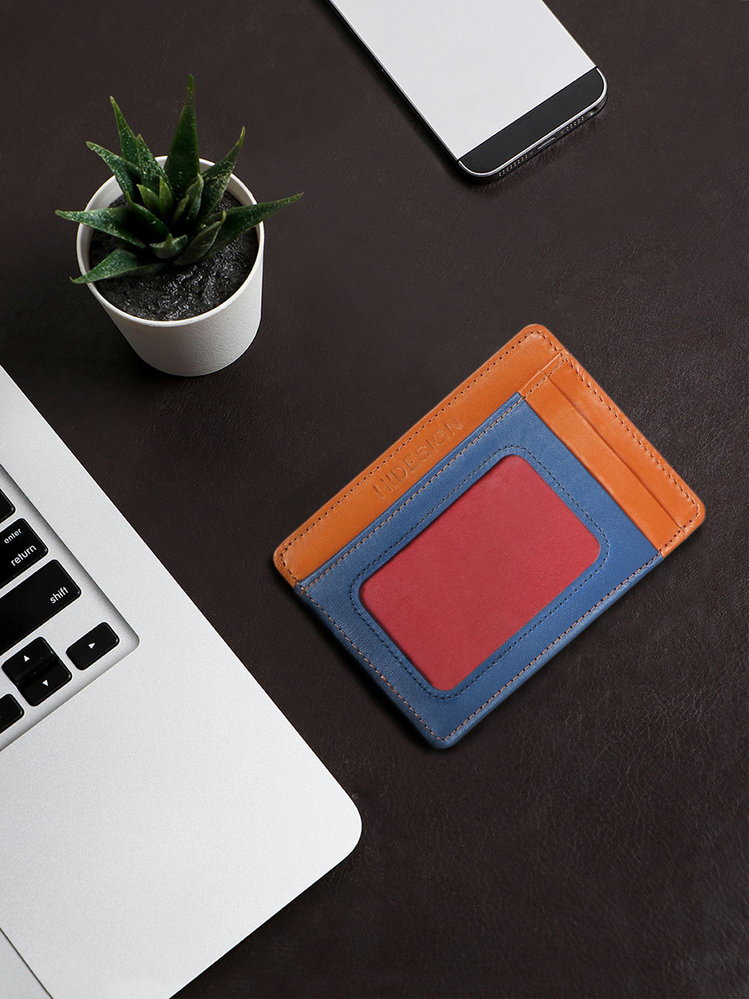 

Hidesign Men Colourblocked Leather Card Holder, Orange