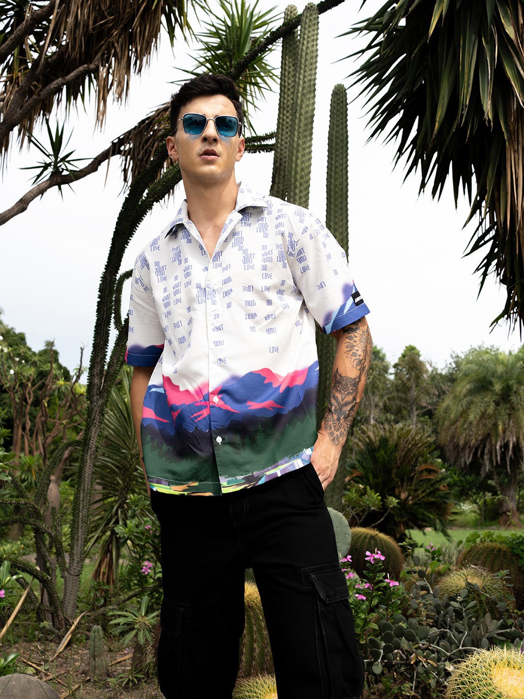 

UNRL Relaxed Graphic Printed Casual Shirt, White