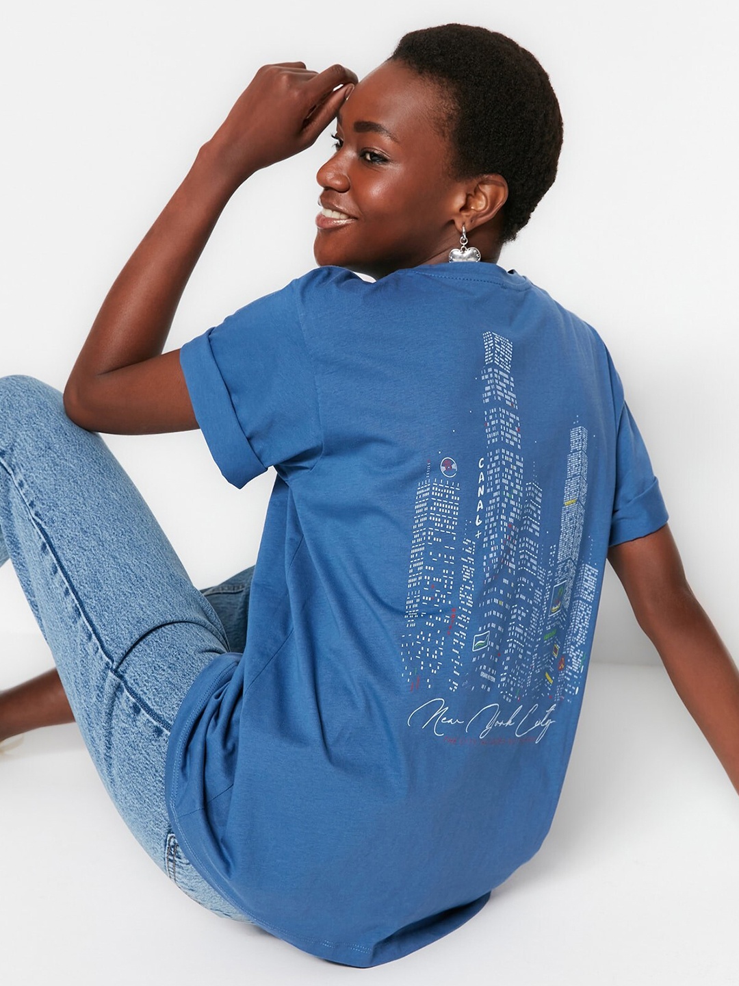 

Trendyol Grey Printed Drop-Shoulder Sleeves Pure Cotton T-shirt, Blue