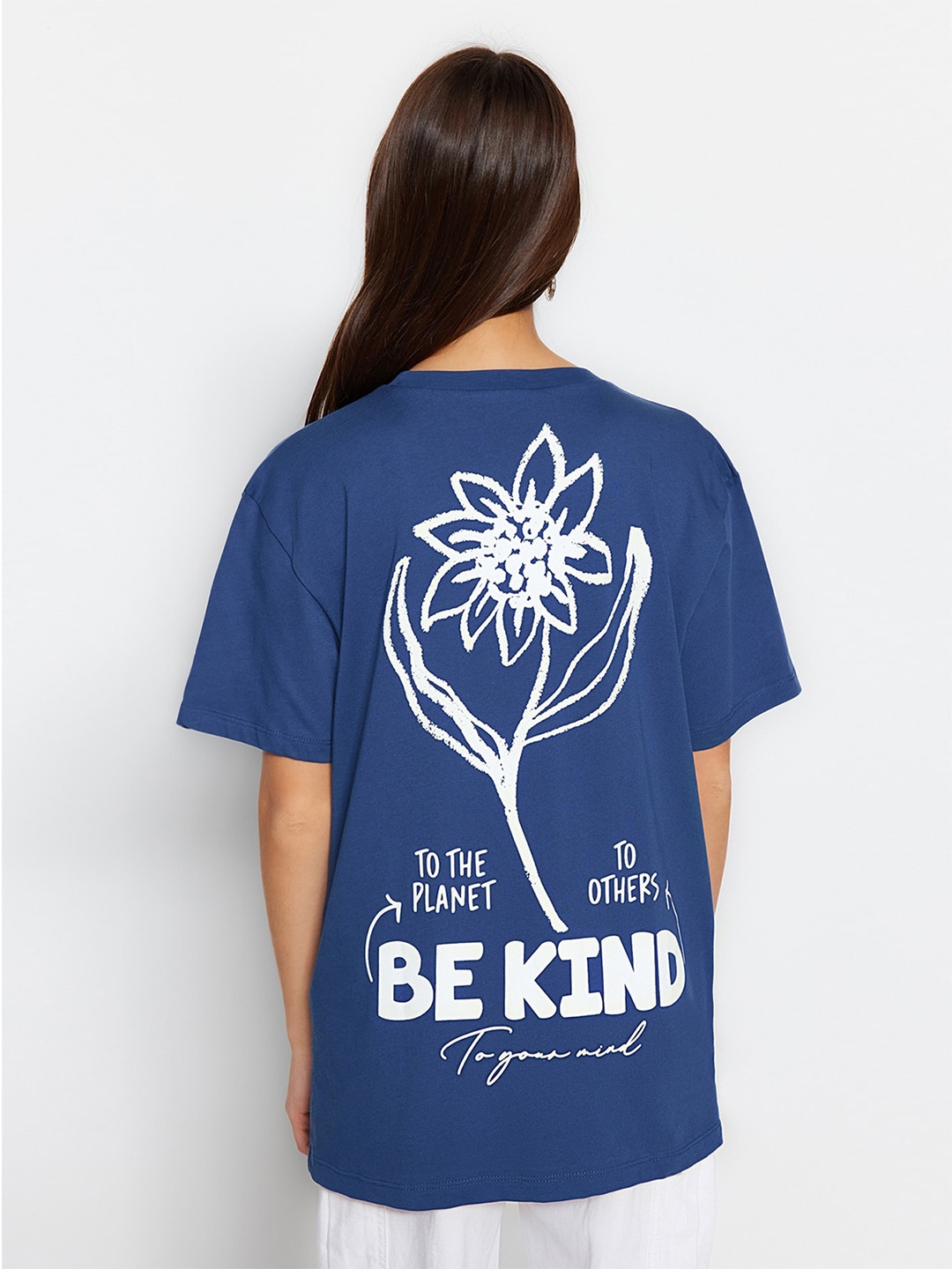 

Trendyol Typography Printed Drop-Shoulders Pure Cotton T-shirt, Blue