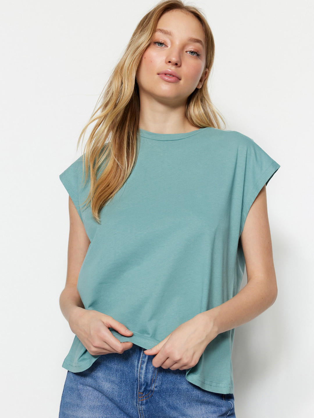 

Trendyol Extended Sleeves Pure Cotton T-shirt, Green