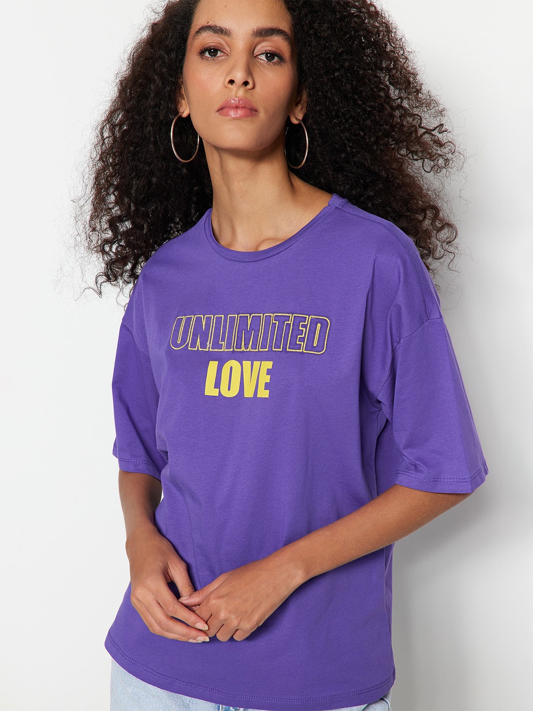 

Trendyol Typography Printed Drop Shoulder Sleeves Pure Cotton T-Shirt, Purple