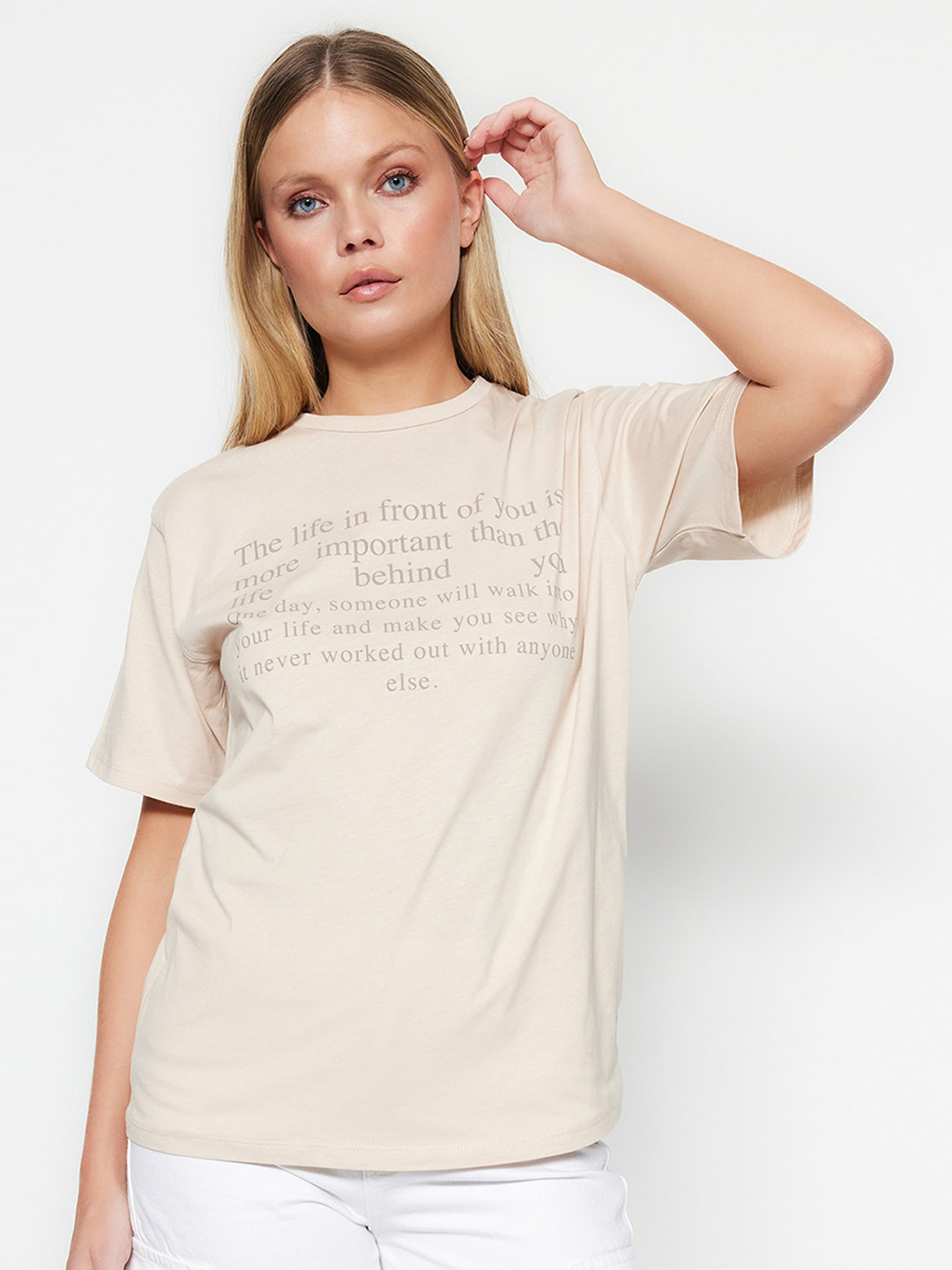 

Trendyol Typography Printed Drop-Shoulder Sleeves Pure Cotton T-Shirt, Cream