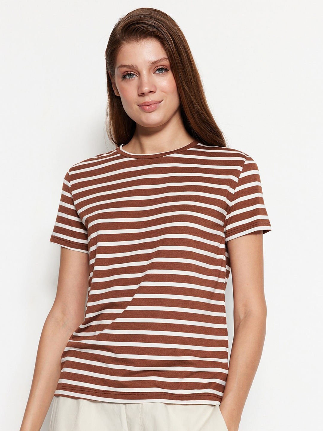 

Trendyol Women Striped Pockets T-shirt, White