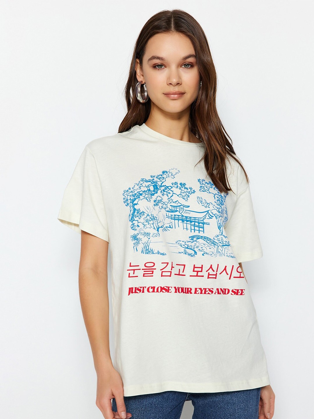 

Trendyol Graphic Printed Drop-Shoulder Sleeves Pure Cotton T-shirt, Off white