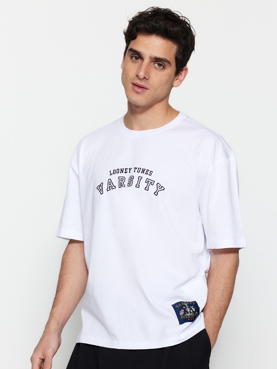 

Trendyol Typography Printed Drop-Shoulder Sleeves Pure Cotton T-shirt, White
