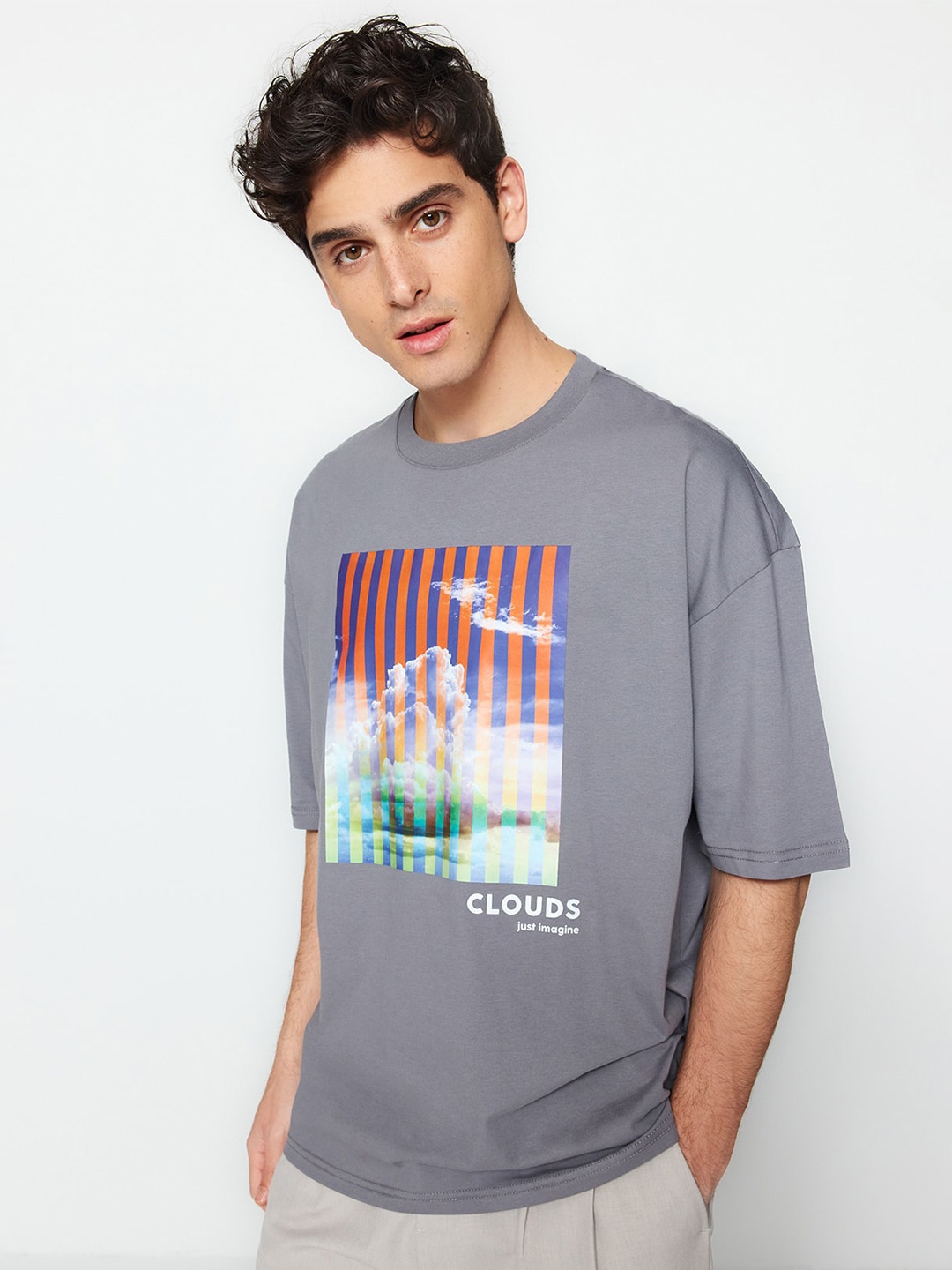 

Trendyol Graphic Printed Drop-Shoulder Sleeves Pure Cotton T-Shirt, Grey