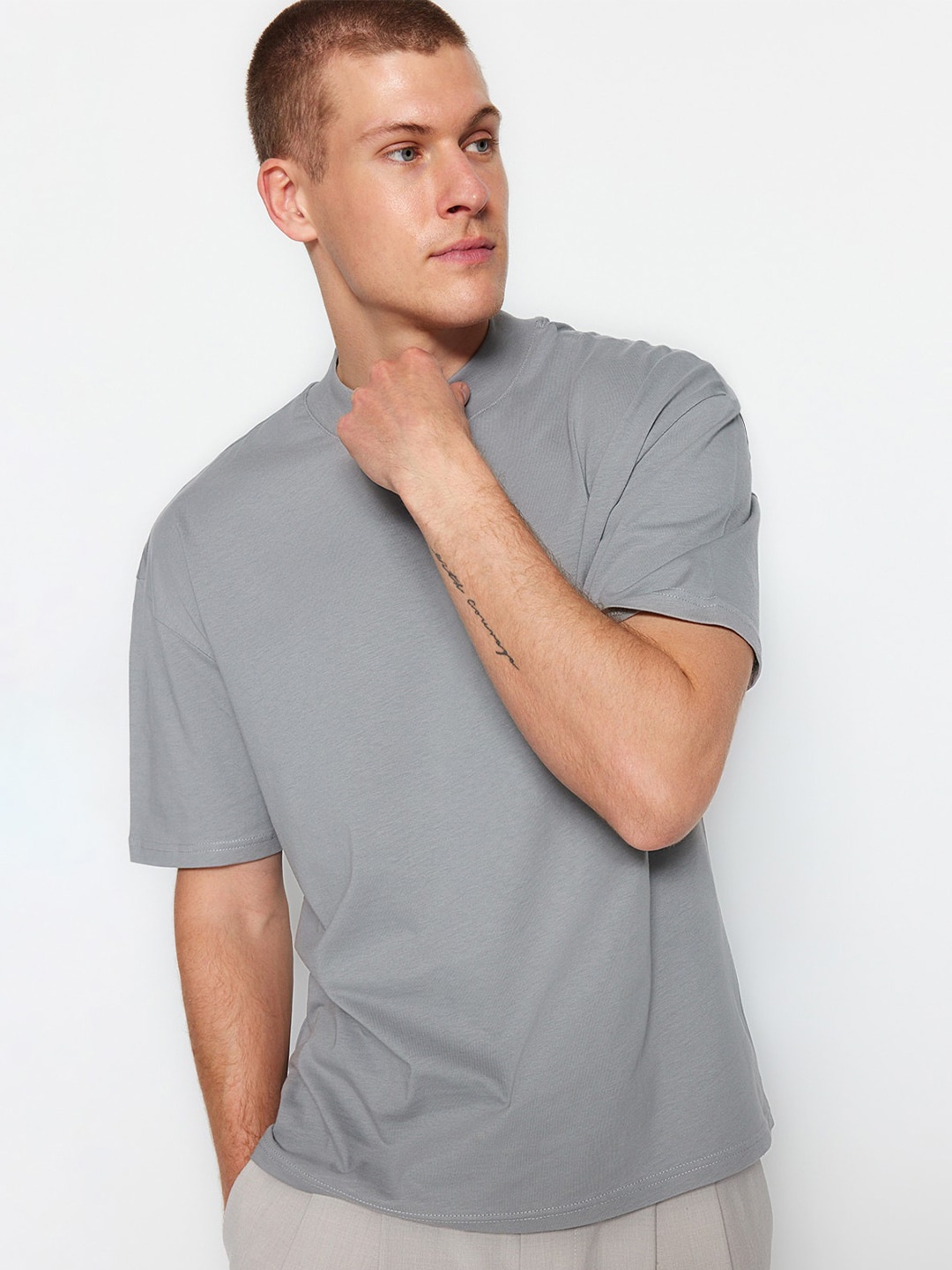 

Trendyol Drop-Shoulder Sleeves Pure Cotton Casual T-Shirt, Grey