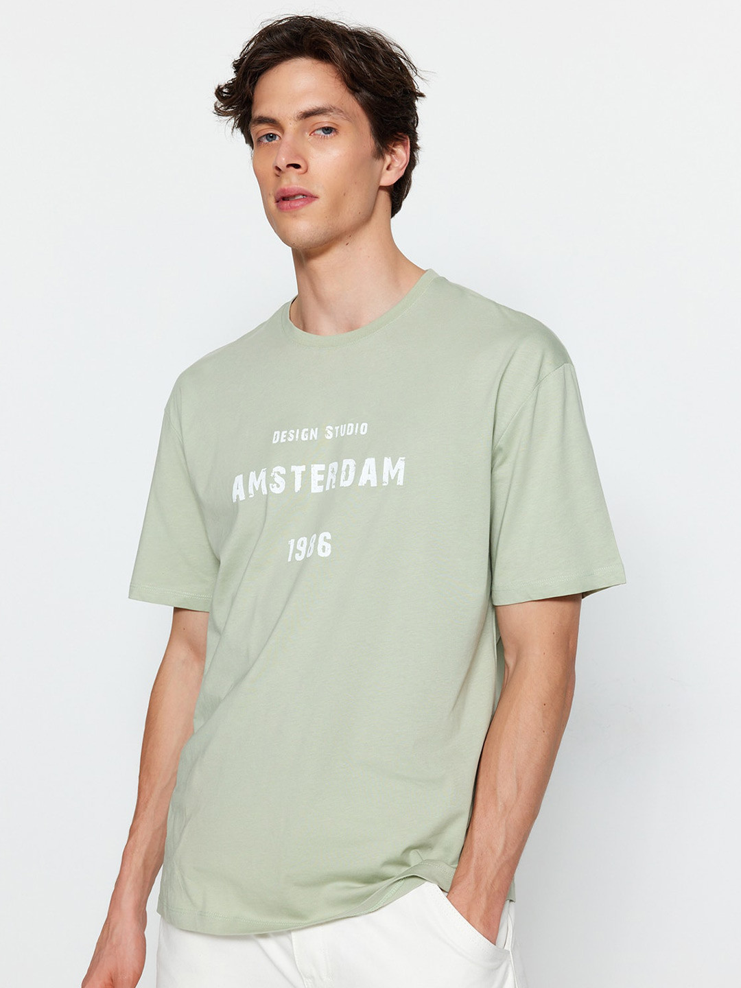 

Trendyol Typography Printed Drop-Shoulders Pure Cotton T-shirt, Green
