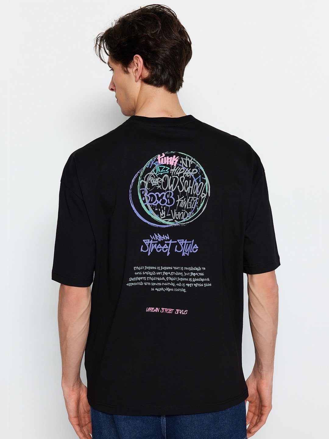 

Trendyol Typography Printed Drop-Shoulder Sleeves Pure Cotton T-Shirt, Black