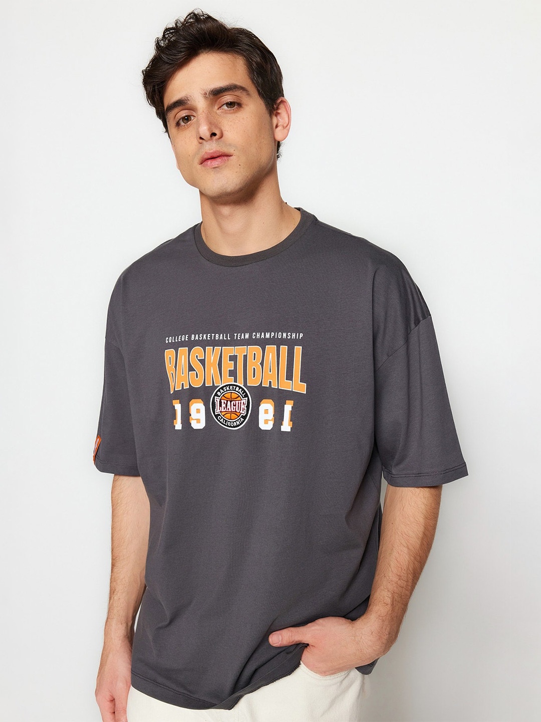 

Trendyol Typography Printed Casual Cotton T-shirt, Grey