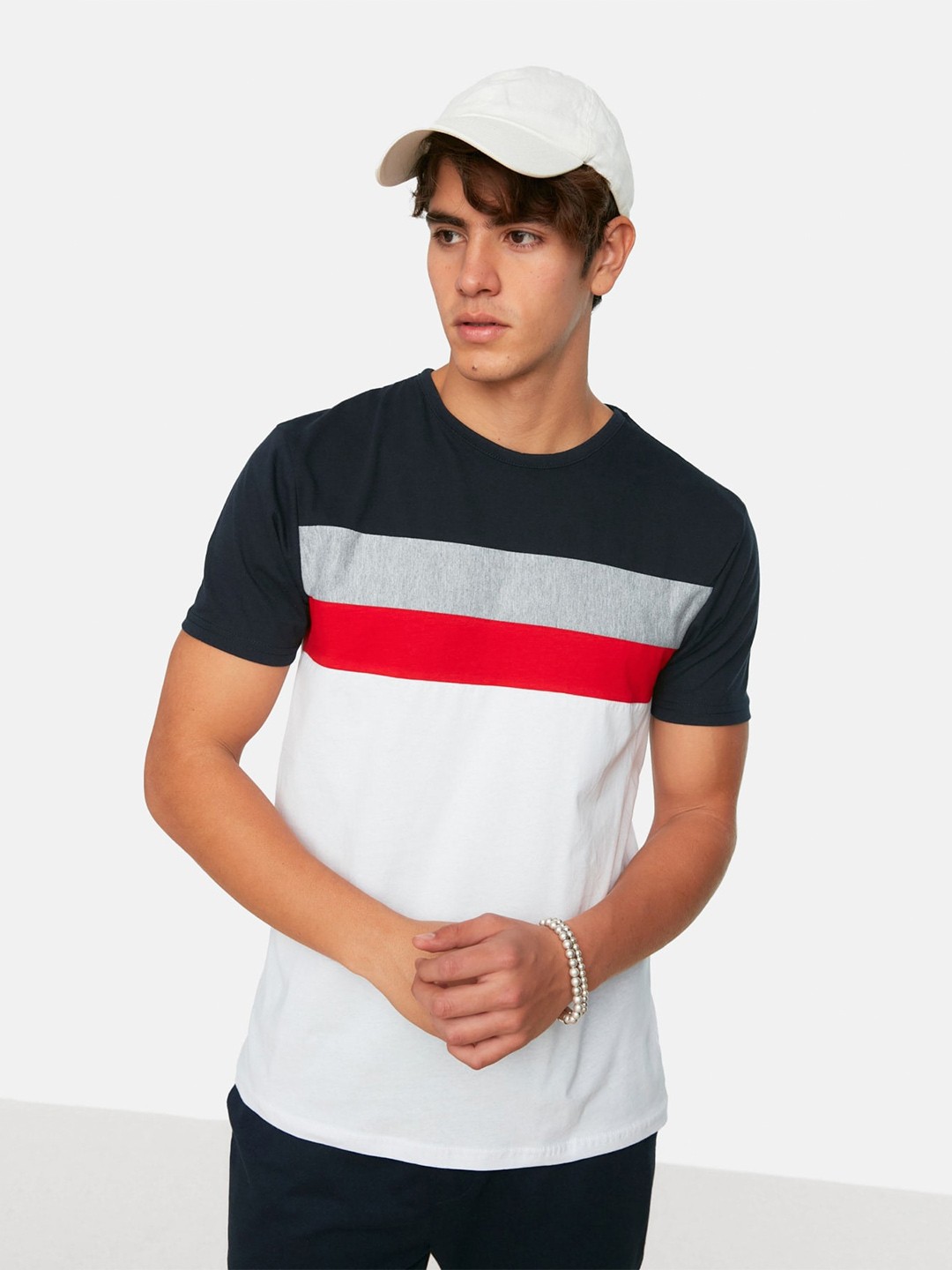 

Trendyol Colourblocked Round Neck Pure Cotton T-Shirt, White