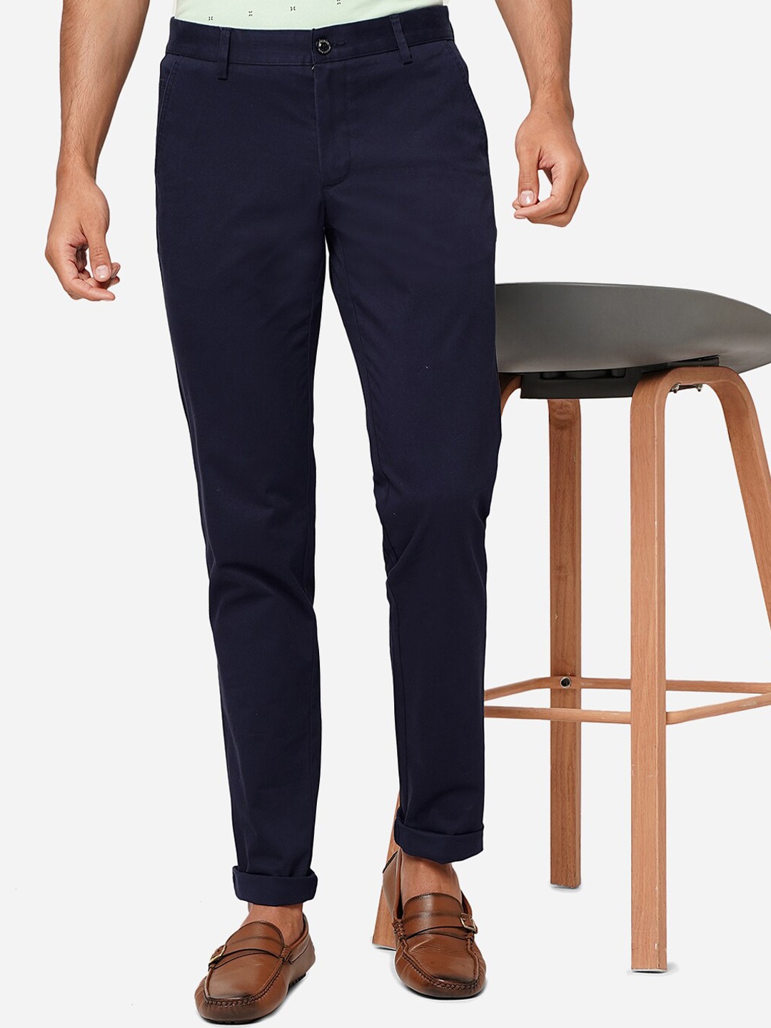 

JADE BLUE Men Slim Fit Pure Cotton Trousers, Navy blue