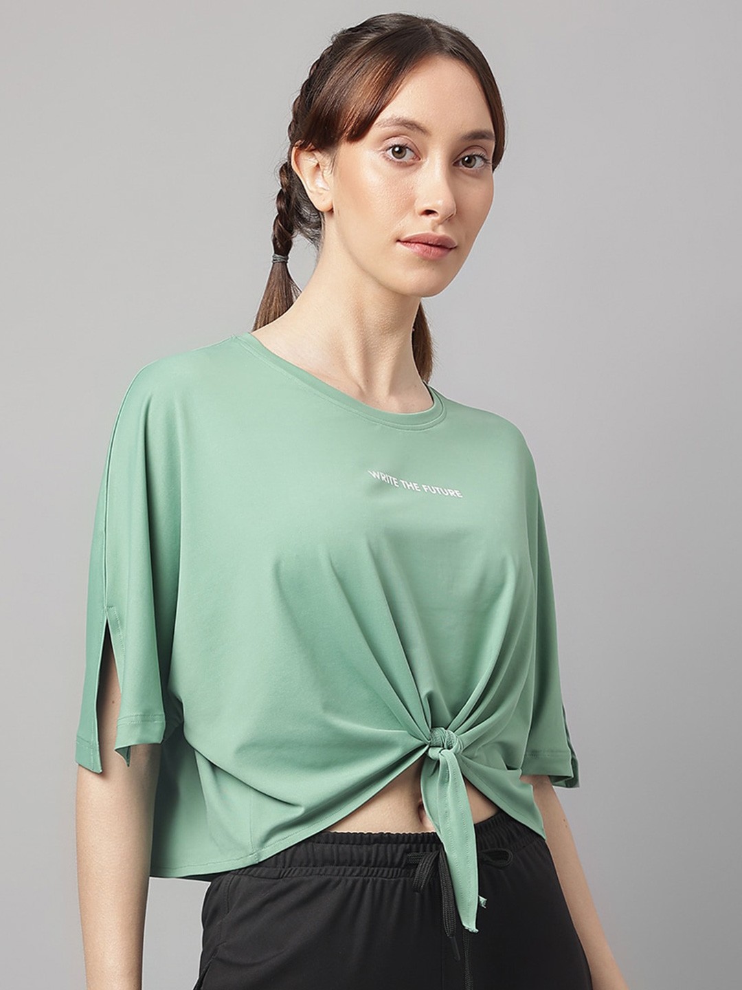 

MKH Relaxed Fit Waist Tie-up Detailed Dri-Fit Technology Training T-shirt, Green