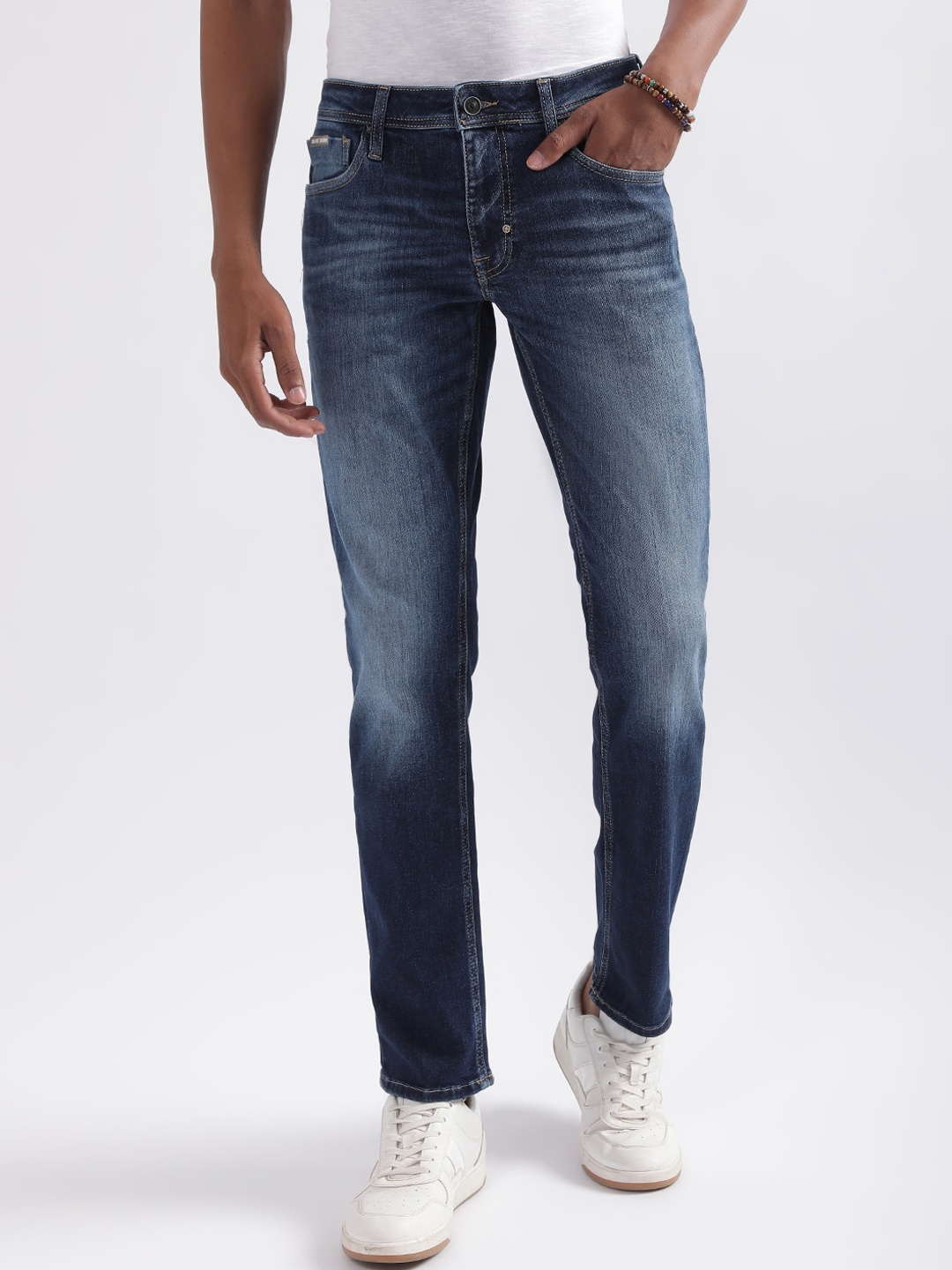 

Antony Morato Men Slim Fit Heavy Fade Clean Look Jeans, Navy blue